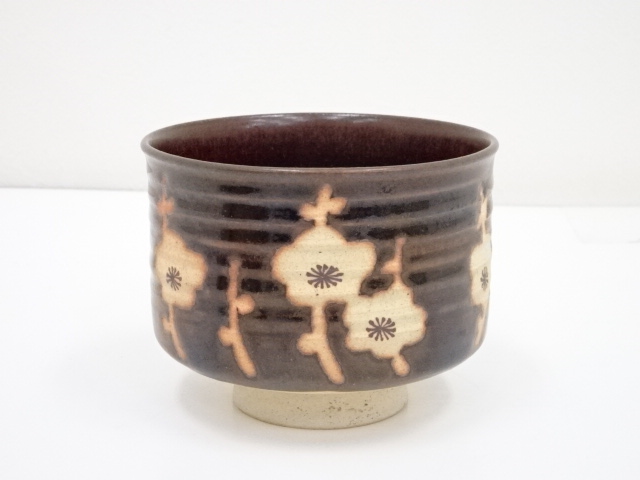 道具 ] - 道具 膳所焼 岩崎新定造 鎗梅文茶碗（共箱） | ネット